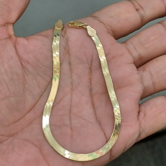 10kt Real Gold Herring Bone Bracelet For Women size 8 inches